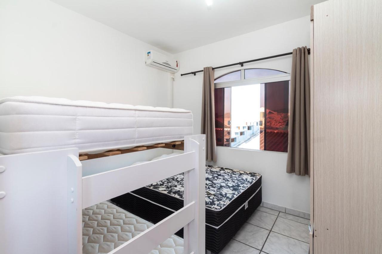 Residencial Ipe Amarelo Apartment Bombinhas Exterior photo