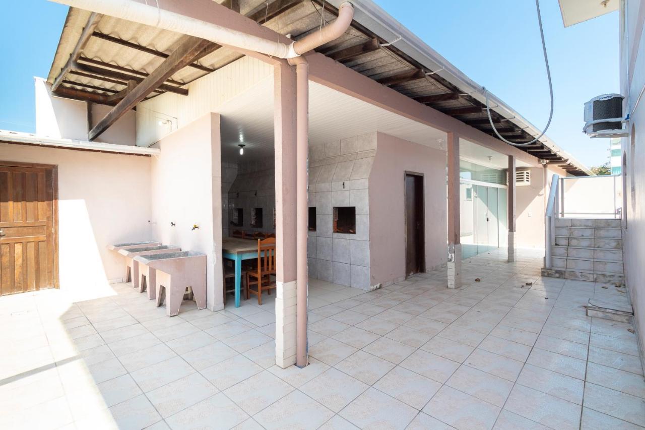Residencial Ipe Amarelo Apartment Bombinhas Exterior photo