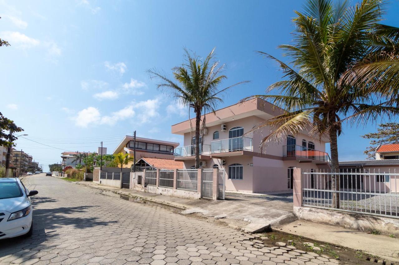 Residencial Ipe Amarelo Apartment Bombinhas Exterior photo