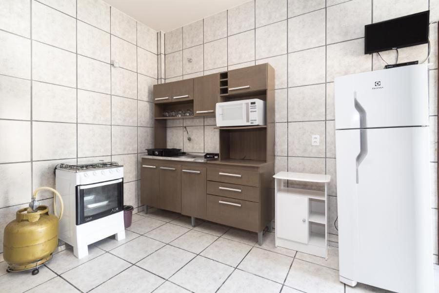 Residencial Ipe Amarelo Apartment Bombinhas Exterior photo